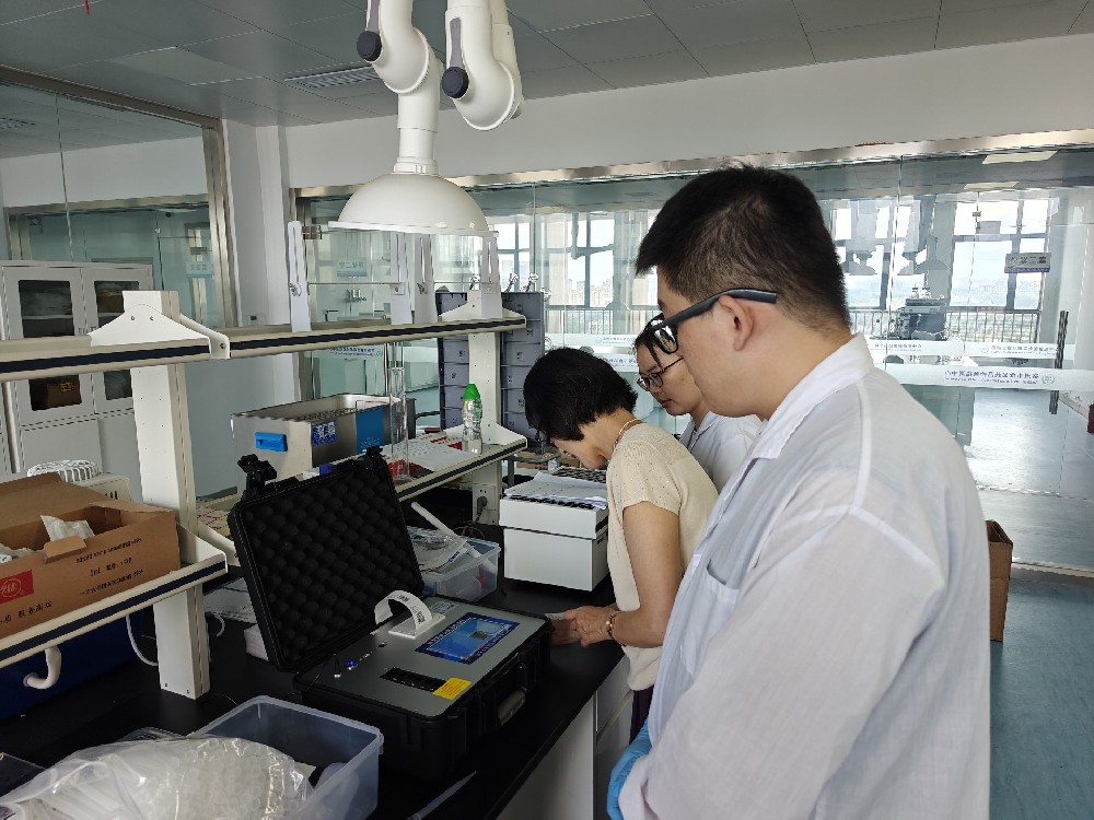 安徽省宿州市食品藥品檢驗(yàn)檢測(cè)中心購(gòu)買(mǎi)云唐設(shè)備<